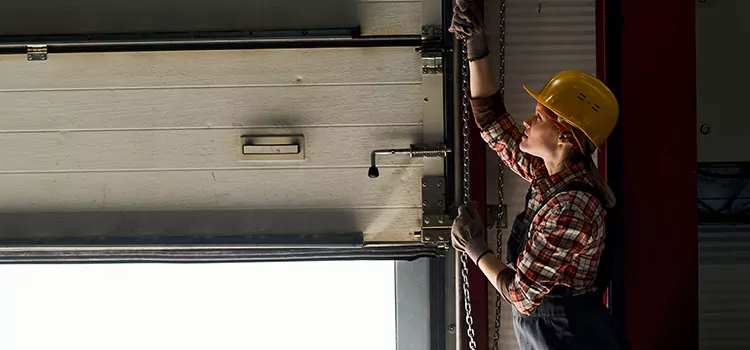 Addressing Common Garage Door Stoppage Issues in Aberdeen, WA